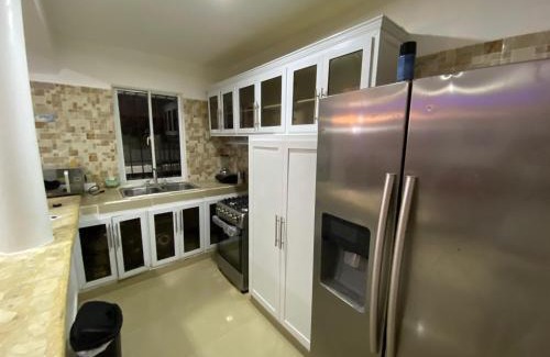 Los Frailes Apartamento | Acogedor apt con Ps5