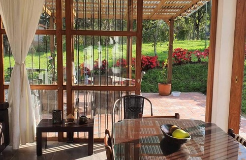 Medellin Cabaña | Acogedora casa de campo en Santa Elena