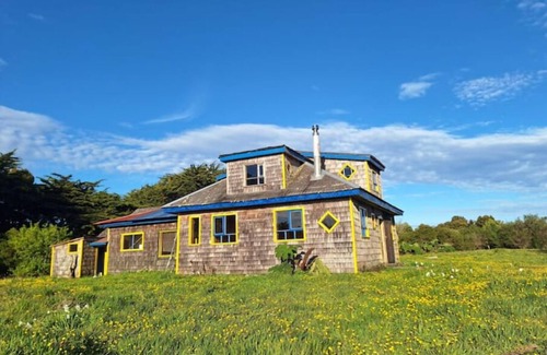 Ancud Casa | Acogedora casa junto al mar "La Casa de Alerce"