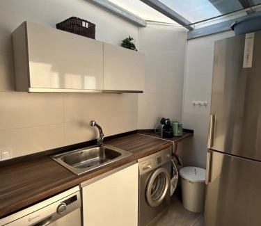 Serra Casa | Acogedora y moderna casa en pueblo