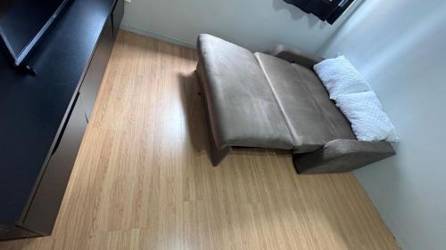 Gonzaga Apartamento | Aconchegante Apto a uma quadra da praia no Gonzaga