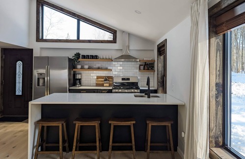 Cairo Casa | Acorn Bungalow & Lodge - Luxury Cabin, Catskills