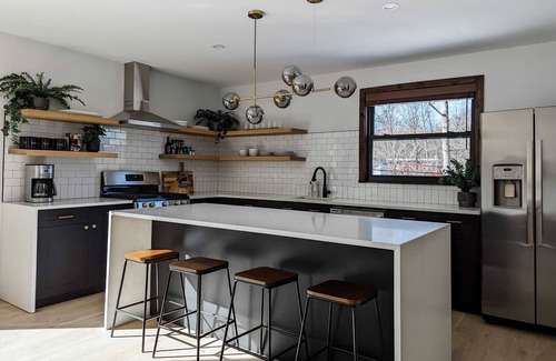 Cairo Casa | Acorn Bungalow - Luxury Cabin, Catskills