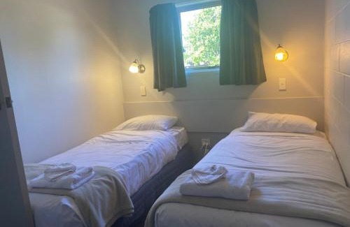 Solway Hotel | Acorn Estate Motel