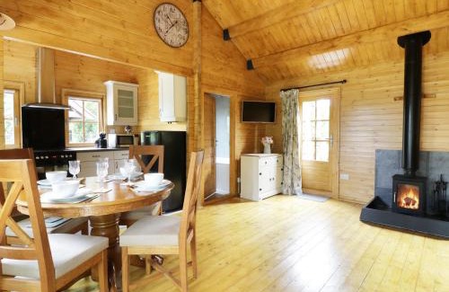 Saxmundham Casa | Acorn Lodge
