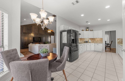 Northeast Carrollton Casa | Acosta’s Retreat