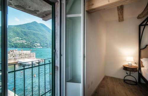 Moltrasio Apartamento | Acqua - by MyHomeinComo