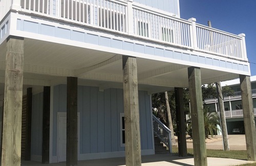 Oxford Casa | Across From the Beach In Biloxi!