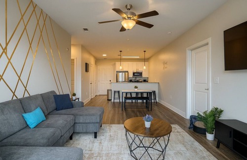 Glen Iris Apartamento | Across from UAB | Spacious 2BR Retreat 5th