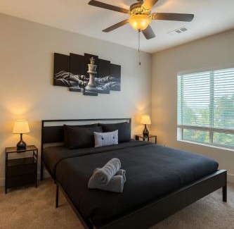 Glen Iris Apartamento | Across from UAB Spacious 2BR Retreat 3a