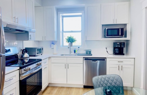 Ventnor City Condominio | ¡Semana del Día del Trabajo con descuento! ¡A TRAVÉS DEL BLOQUE DE PLAYA! 2 dormitorios / 2 baños
