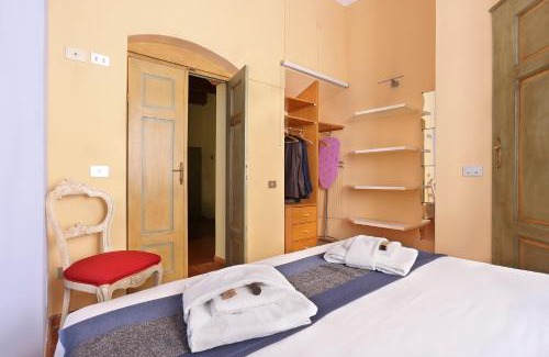 San Niccolo Apartamento | Across The River
