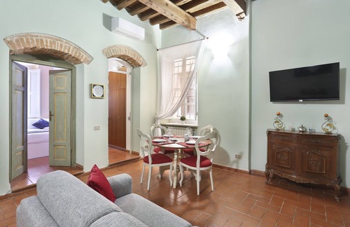 San Niccolo Apartamento | Across The River