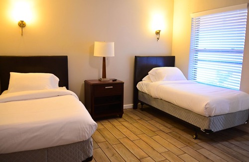 Universal City Casa | Across-the-Street Charmer: Your Next Home Beckons!