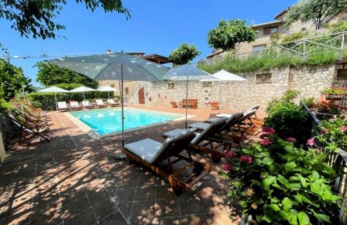 Spoleto Casa | Activities for the sporty Or be a lounge lizard Everything here Sleeps 10