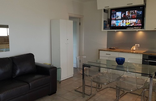 West Beach Apartamento | ALOJAMIENTO ACUSHLA - ¡Esplanade Living!