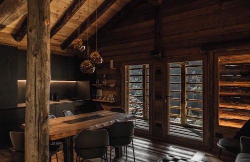 Pedemonte Chalet De Esquí | ad maiora baita walser chalet with spa