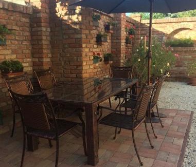 Sarvar Apartamento | Ada Apartman