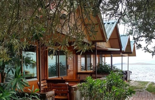 Ayvalik Chalet De Esquí | Ada Camp Otel
