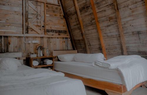 Tjondong Otro | ADA Cottage And Camping