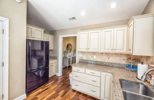 Wilmington Apartamento | Ada's Midtown Garden