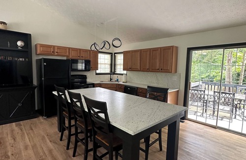 Adairsville Casa | Adairsville Charm