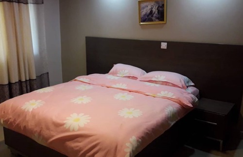 Meru Hotel | Adala Motel