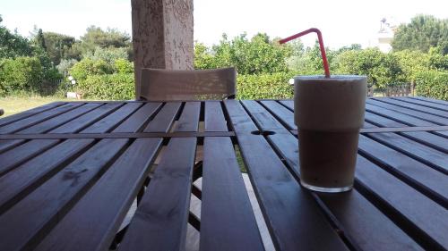 Nea Makri Apartamento | Adam's Farm Loft - Airport shuttle available!