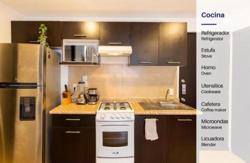 Legaria Casa | Adam's home with high-speed Internet near Polanco