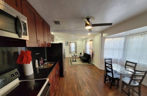 Highland Garden Casa | Adams Place private suite.