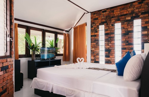 Satun Hotel | Adang Island Resort