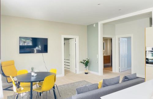 Aalborg Apartamento | aday - 2 bedroom with modern kitchen and free parking