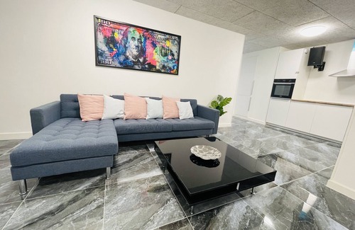 Aalborg Apartamento | aday - Luxurious 3 Bedroom Modern Living