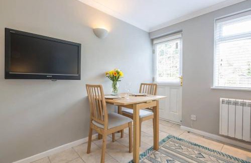 Cambridge Apartamento | Addenbrookes Flat 2 mins walk free Private Parking
