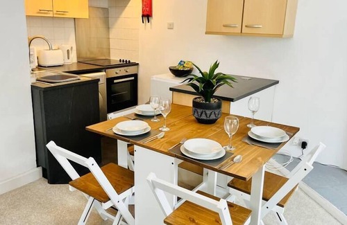 Addingham Casa | Addingham Duplex ** Sleeps 5 **