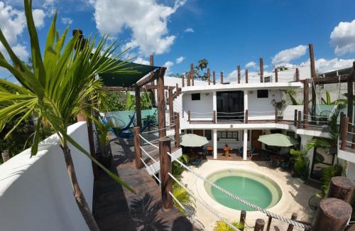 Mario Villanueva Madrid Hotel | Ade Hotel Bacalar