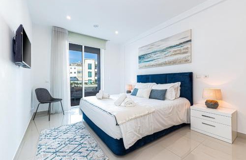 Lagos Apartamento | Adega Deluxe 2 Bed Pool and Gym