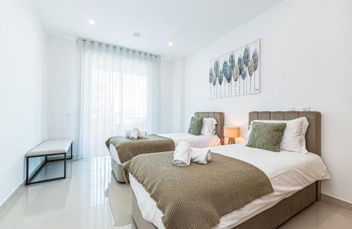 Lagos Apartamento | Adega Deluxe 2 Bed Pool and Gym