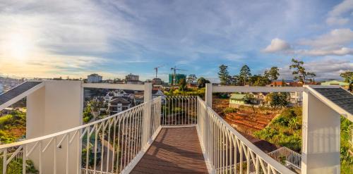 Da Lat Hotel | Adela Hotel Dalat