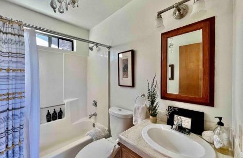 Pine Mountain Club Casa | ADELAIDE HILL IN PINE MOUNTAIN CLUB BREATHTAKING VIEWS 3Bd 3Bth SPA TUB