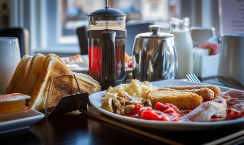 Blackpool Town Center Hotel | Adelaide Lodge - Town Centre - Opposite Winter Gardens