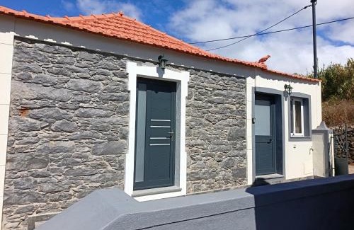 Ponta do Pargo Apartamento | Adelaide's Cottage