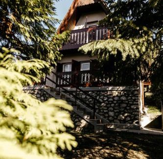 Miskolc-Tapolca Casa | Adeline Apartman