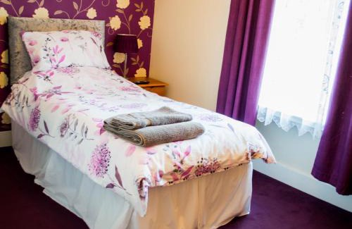 Old Deer Cama Y Desayuno | Aden House Bed And Breakfast