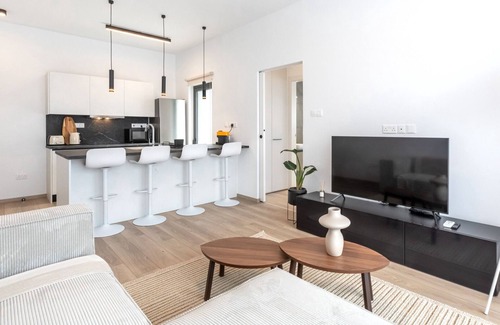 Kato Polemidia Apartamento | Aden I - One Bedroom Apartment, Sleeps 2