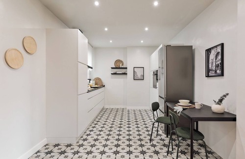 El Putget i Farro Apartamento | Adile - 4 bedrooms and balcony in El Putxet