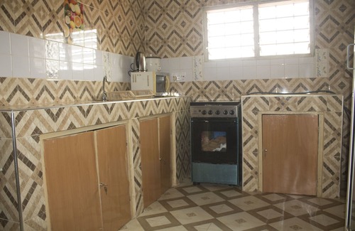 Teshie Cabina | Adinkra Lodge