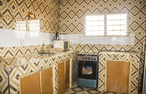 Teshie Cabina | Adinkra Lodge