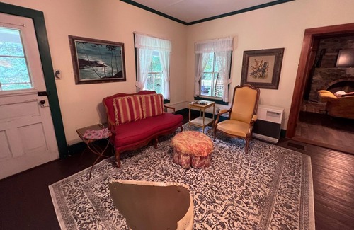 Newcomb Casa | Adirondack Cedar Inn-Lake Harris-Perfect Getaway for entire family