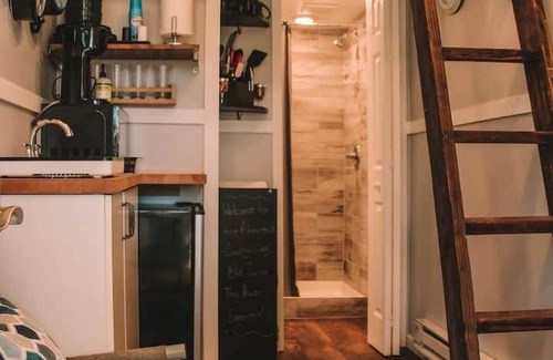 Canton Casa | Adirondack Country Living: Blue Spruce Tiny House Experience